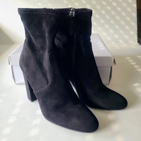 Steve Madden 'Edit' Black Suede Slouchy Heeled Ankle Booties Women's Size 7 - Picture 3 of 12